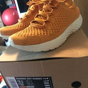 Nobull knit runners